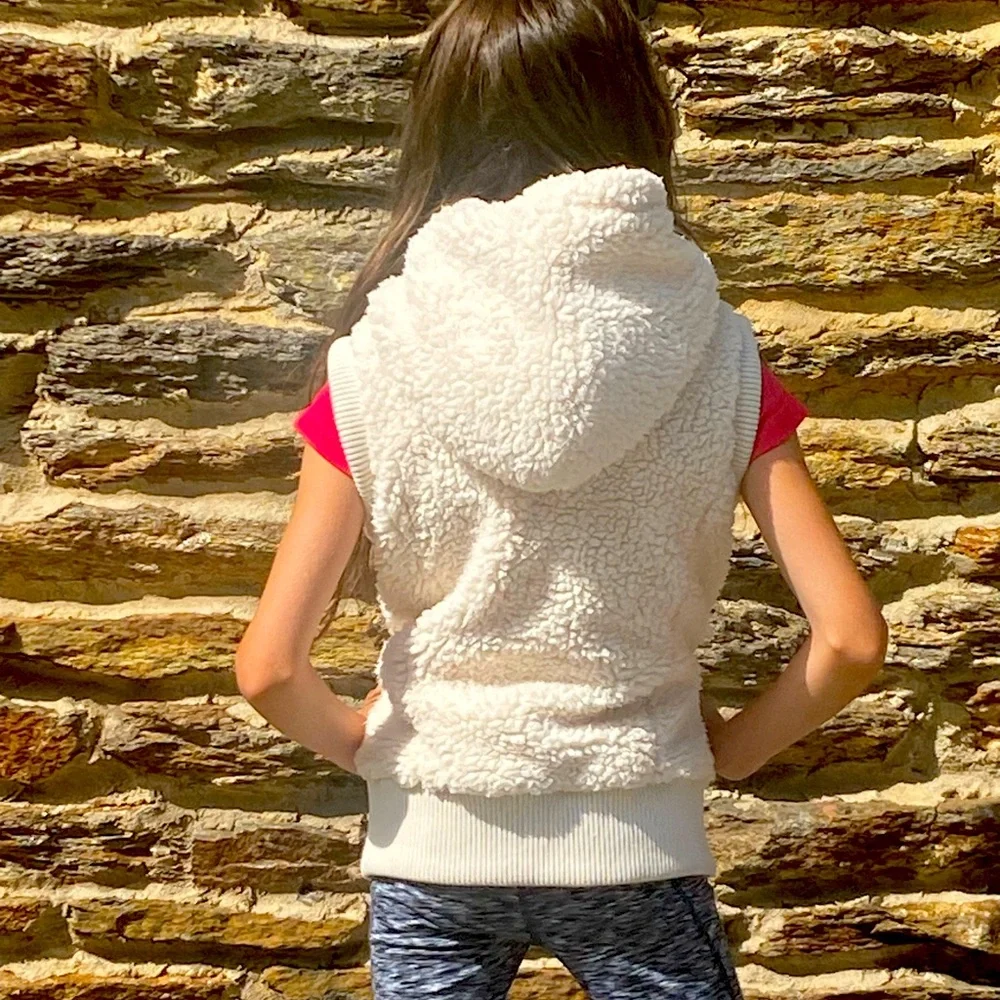 Coffee Shop kids faux‎ Shearling Cream hooded Vest sz L